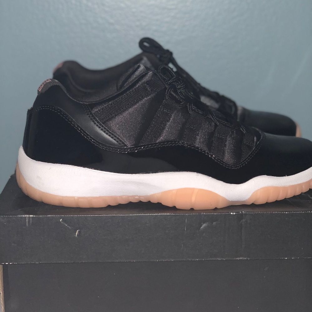 Air Jordan 11 Retro low GG